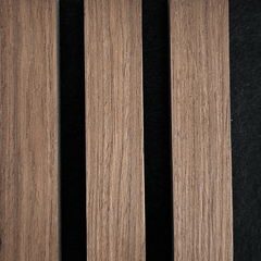 Échantillon de panneau acoustique en placage de chêne fumé 150 x 120 mm