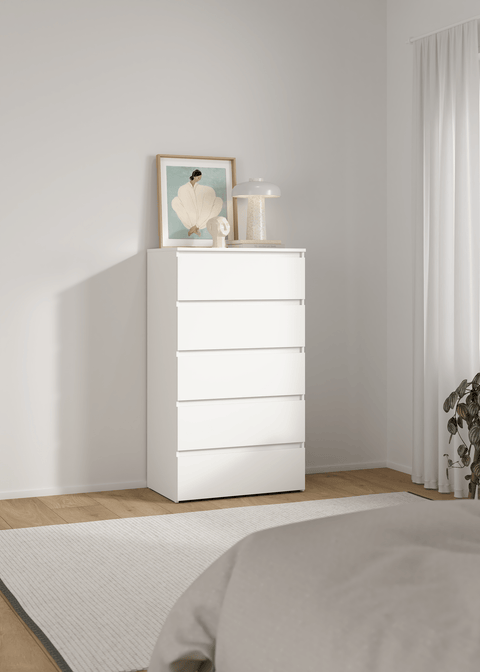 Maise Commode H:114 x L:65 x P:41 cm avec 5 tiroirs en blanc